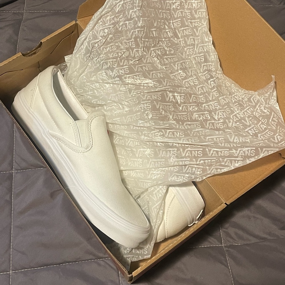 BNWT All White Slip on Vans